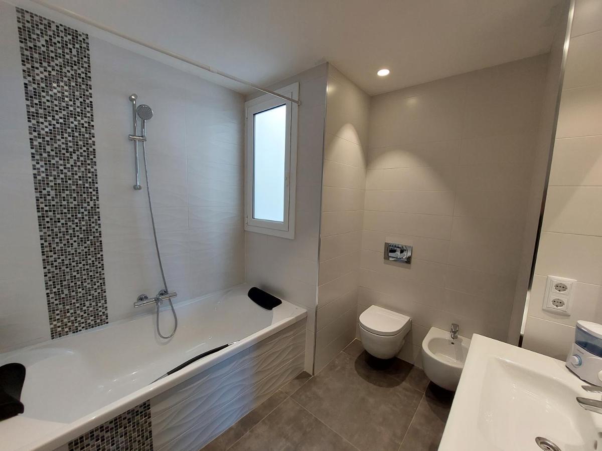 Atic Al Centre De Girona Apartment Екстериор снимка